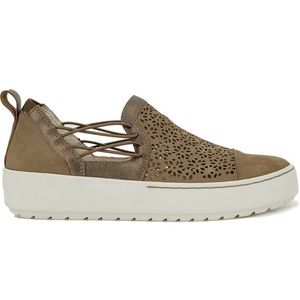 Brand new. Never worn Jambu